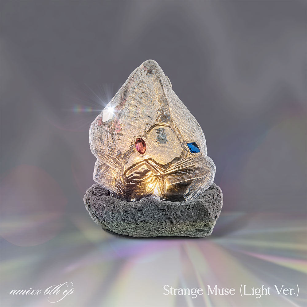 NMIXX - 6th Mini Album - Strange Muse (Light Ver.)